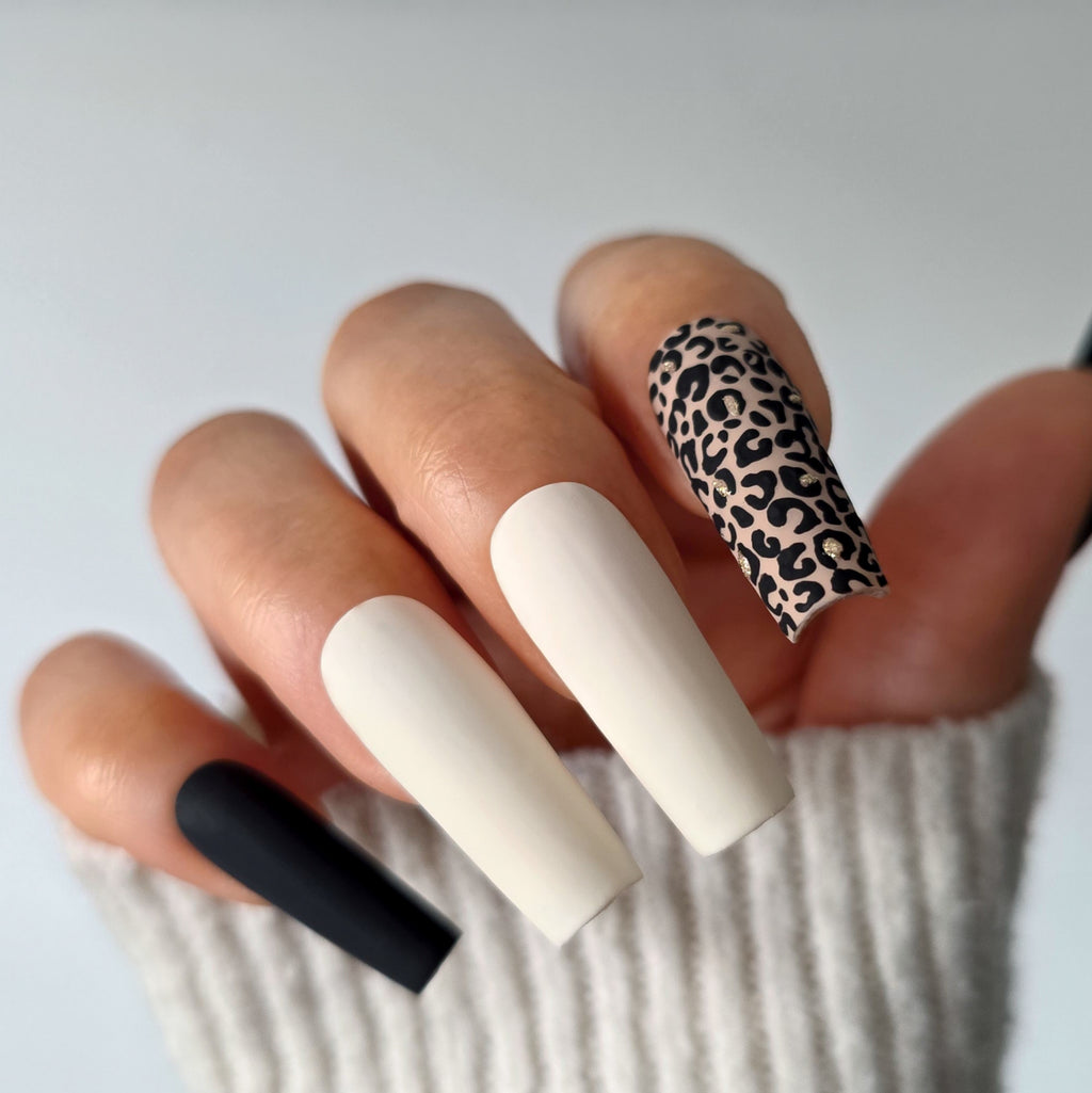 Savage Elegance Custom Press On Nail Set