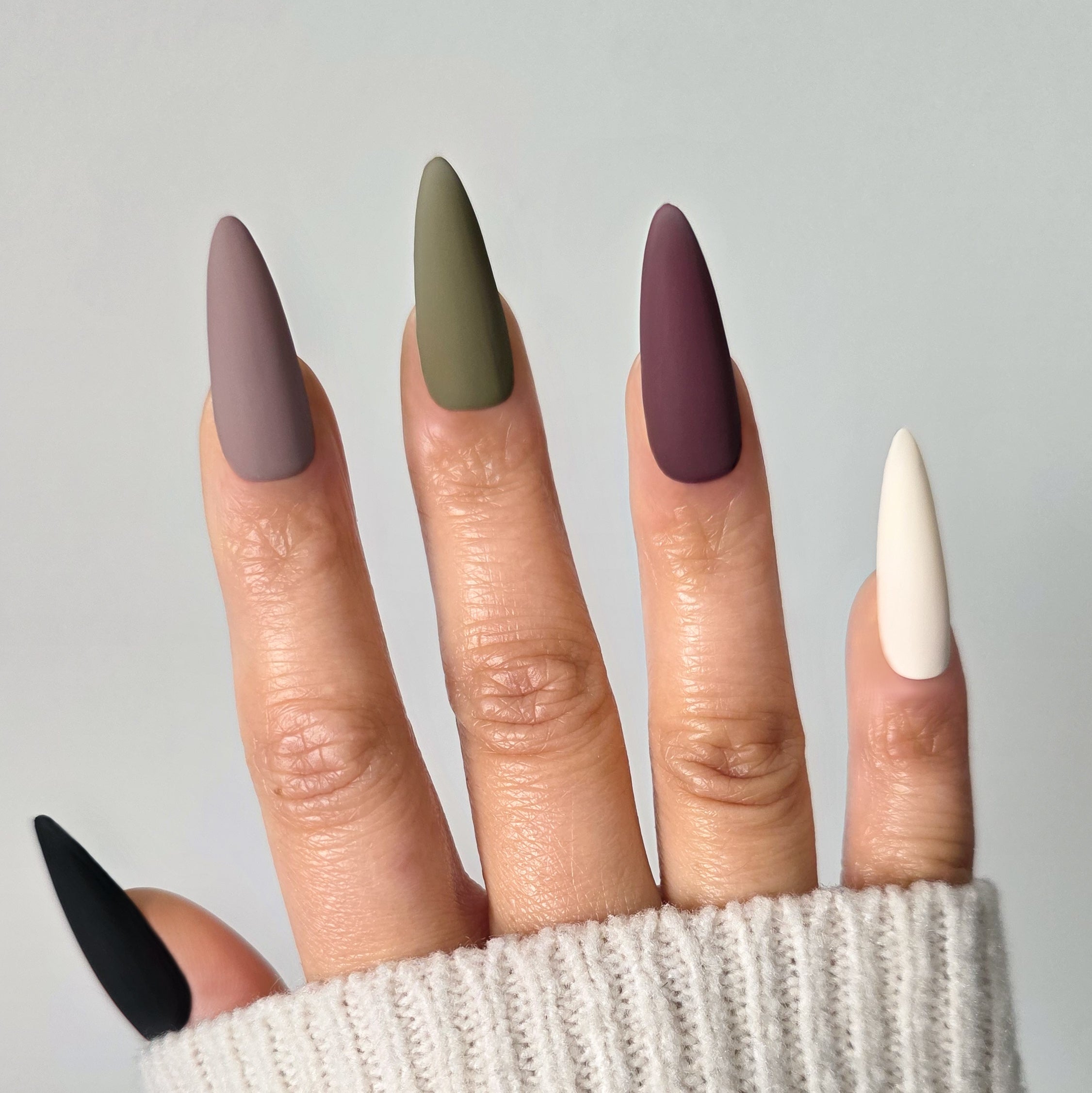Smoked Quartz Custom Press On Nail Set