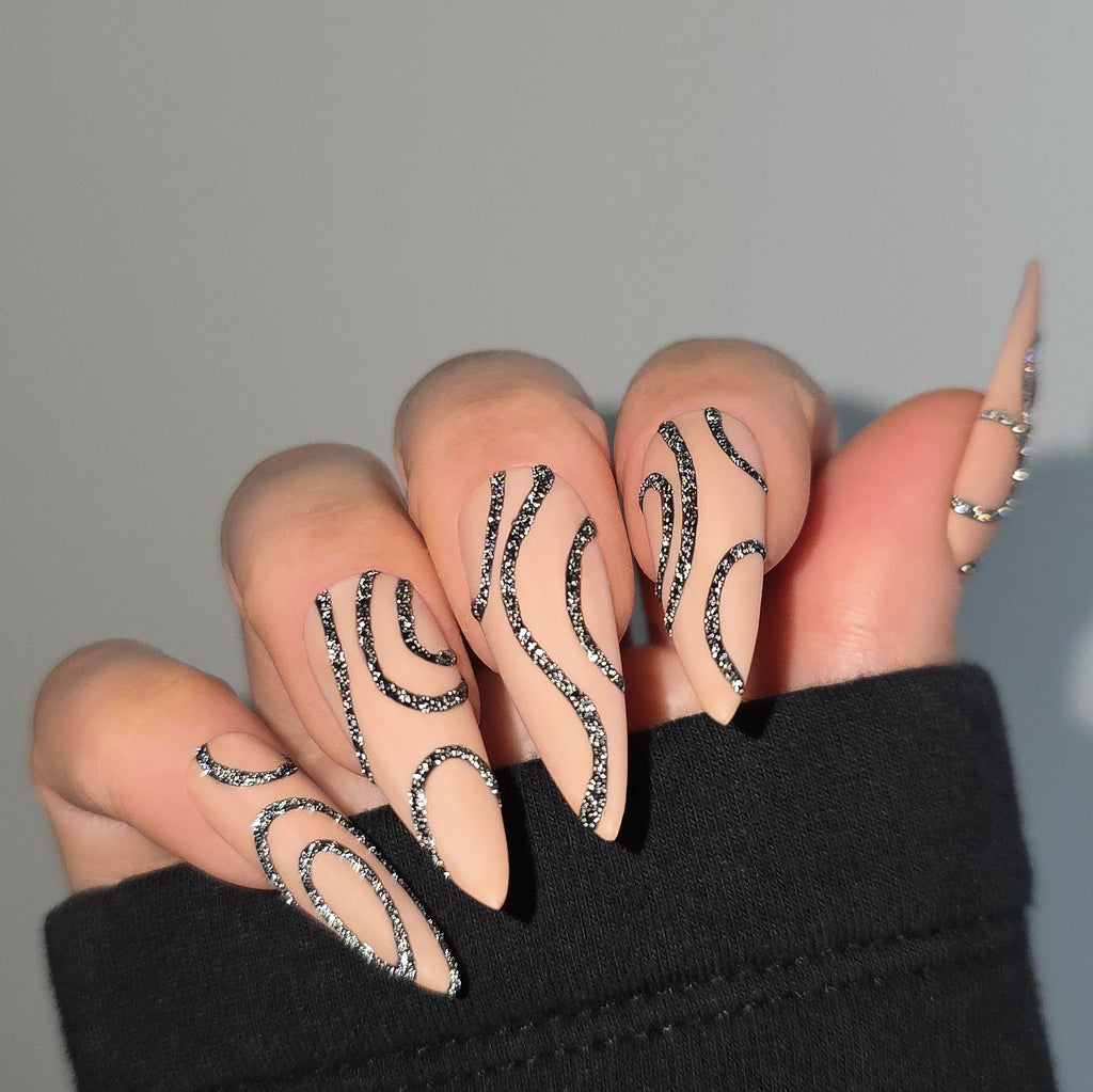 Black Diamond Helix Custom Press On Nail Set