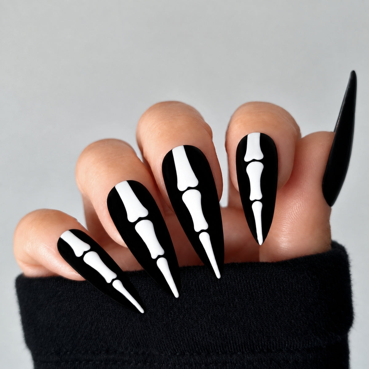 Bone Collector Halloween Bone Custom Press On Nail Se