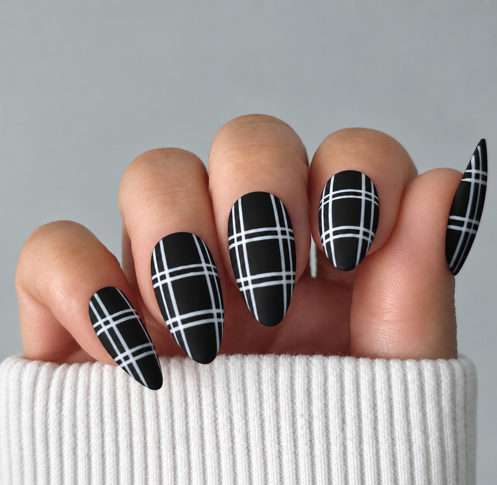 The Black Edit Plaid Custom Press On Nail Set