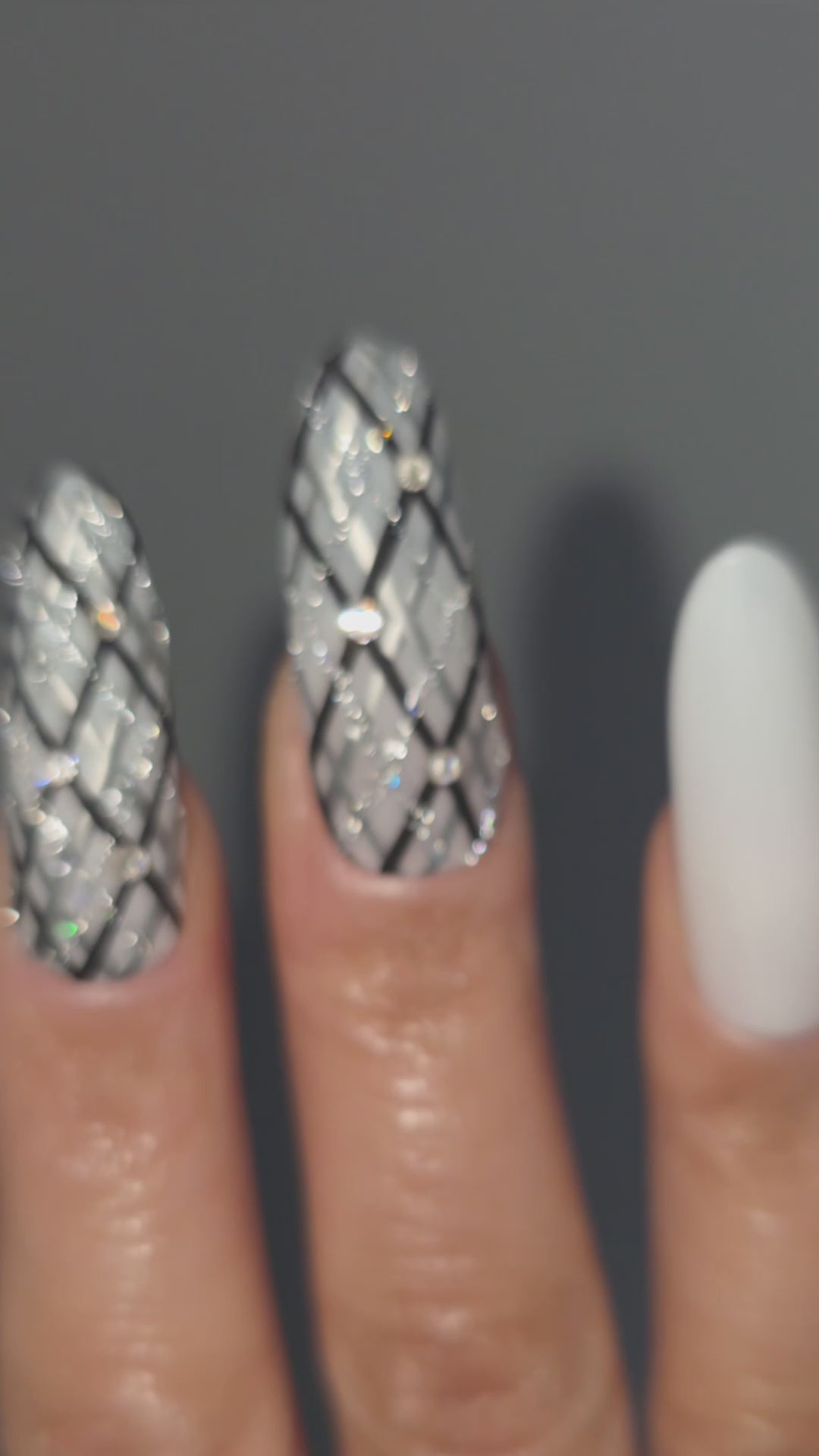 Diamond District Argyle White Custom Press On Nail Set