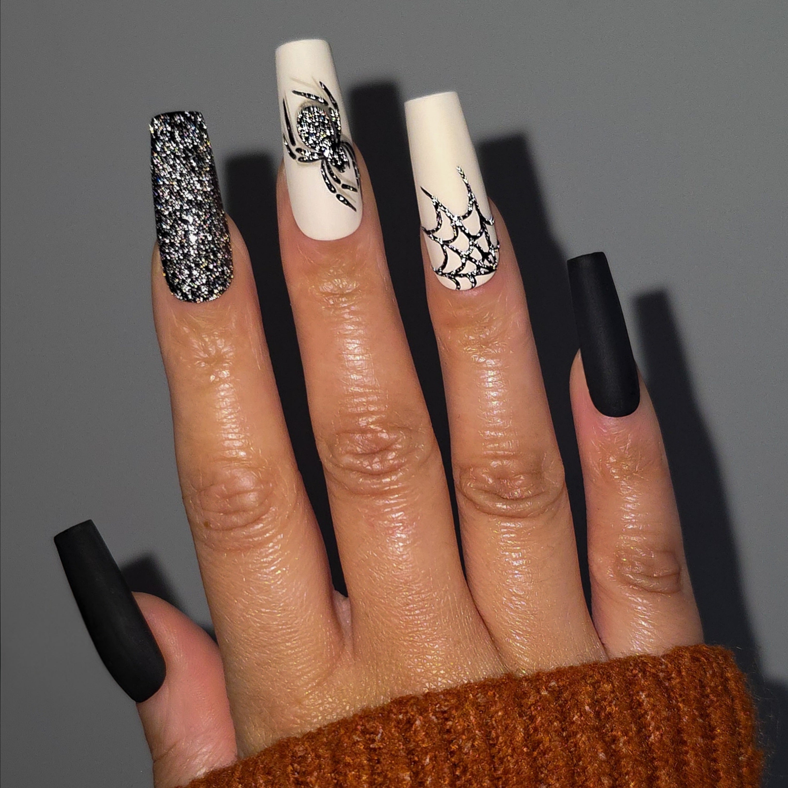 Black Diamond Web Halloween Spider Custom Press-On Nail Set
