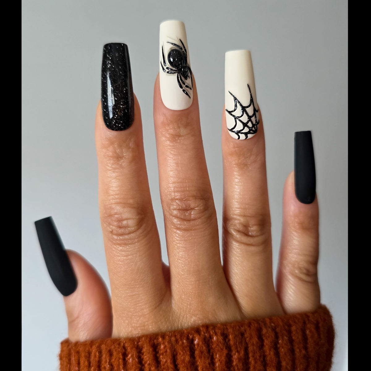 Black Diamond Web Halloween Spider Custom Press-On Nail Set