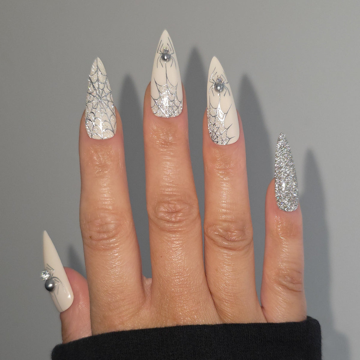 Web Of Diamonds Halloween Spider Custom Press-On Nail Set