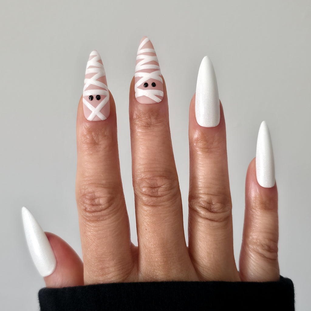 Mummy's Little Secret Halloween Mummy Custom Press-On Nail Set