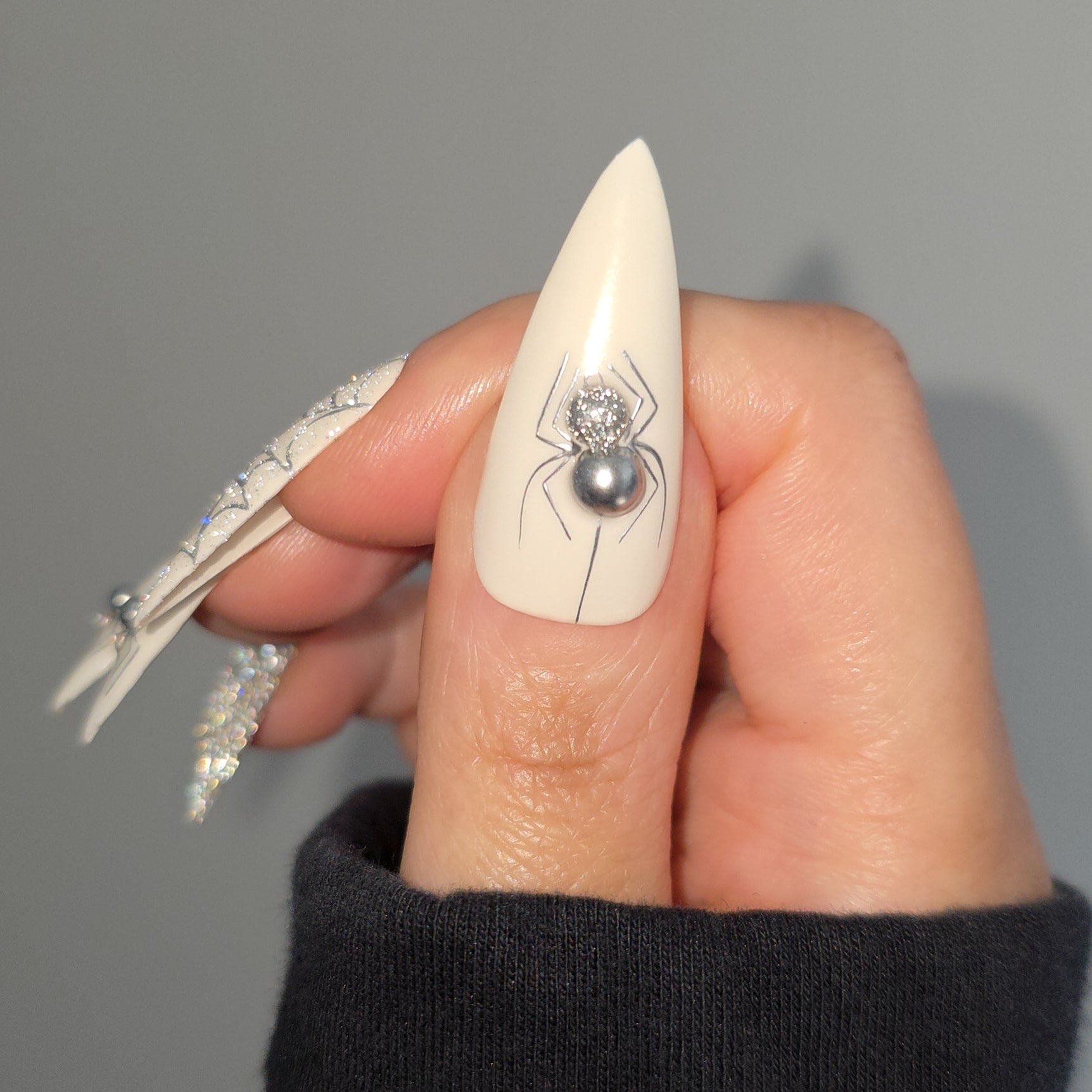 Web Of Diamonds Halloween Spider Custom Press-On Nail Set
