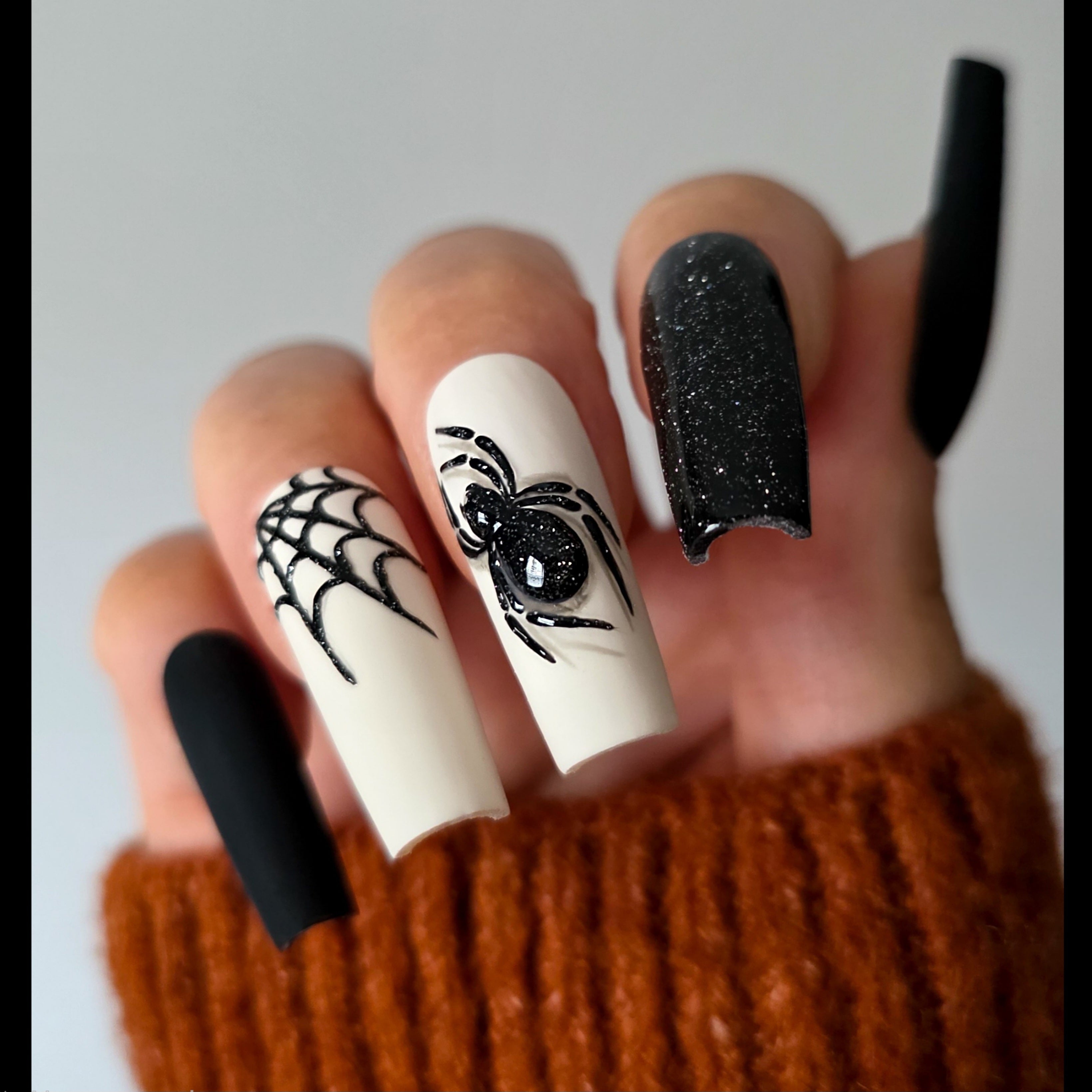 Black Diamond Web Halloween Spider Custom Press-On Nail Set
